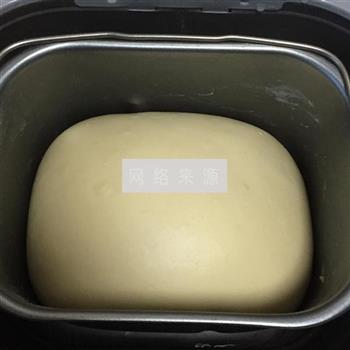 香葱火腿面包的做法步骤2
