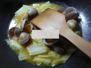 咖喱圆蛤煮白菜的做法步骤7