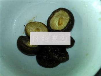 香菇木耳淡菜汤的做法步骤5