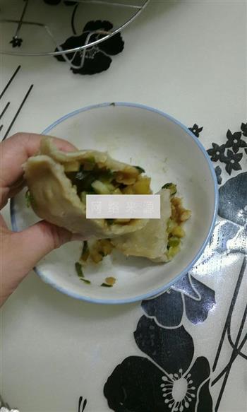 韭菜土豆馅儿莜面饺子的做法步骤16