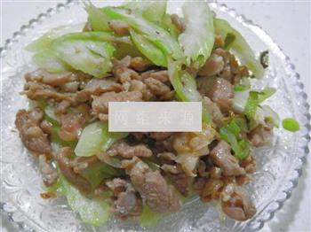 芹菜炒肉片的做法步骤10