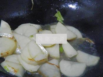 土豆烧肉片的做法步骤9