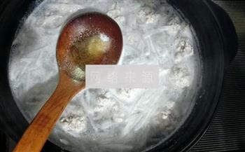氽白萝卜丝丸子汤的做法步骤9