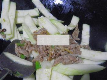 西葫芦炒肉片的做法步骤9