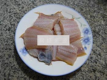 酸菜煮玉秃鱼的做法图解5