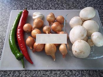 鸡肉砂锅煲的做法步骤1