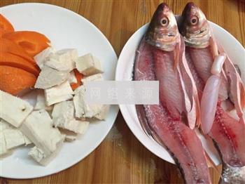 粉葛胡萝卜煲鲮鱼骨的做法步骤2