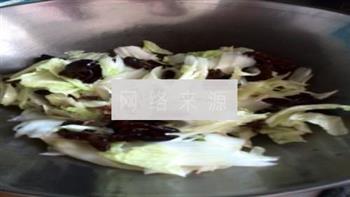 白菜豆腐炖粉条的做法步骤7