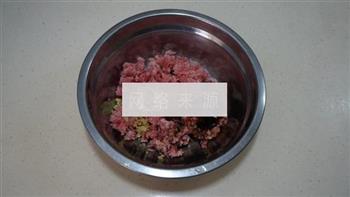 微波炉版丝瓜酿肉的做法步骤1