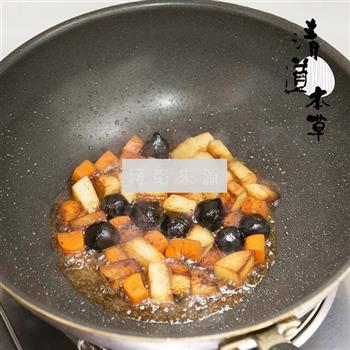 黑蒜红烧肉焖士豆的做法步骤7