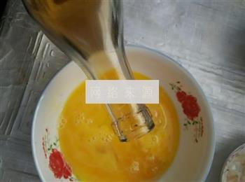 韭菜鸡蛋锅贴的做法步骤4