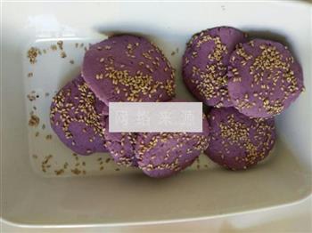 奶香紫薯饼的做法步骤4