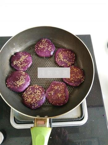 奶香紫薯饼的做法步骤7