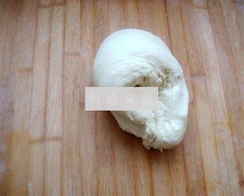 豆沙面包卷的做法步骤9