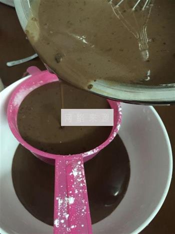 巧克力芒果千层的做法步骤5