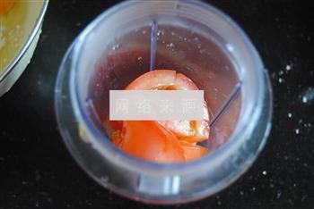 番茄鸡蛋卷的做法步骤1
