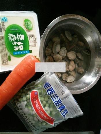 咖喱蛤蜊烩豆腐的做法图解1