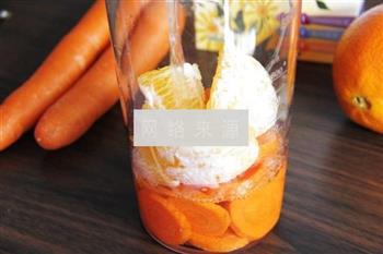 胡萝卜香橙汁的做法步骤6