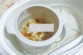 桃胶皂角米炖燕窝的做法步骤3