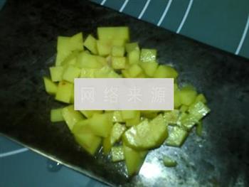 咖喱土豆西多士的做法步骤2