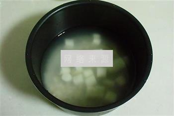 薏米芡实山药粥的做法步骤3