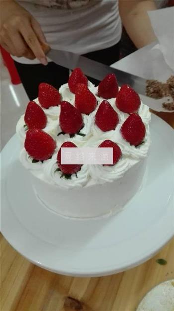 草莓蛋糕的做法步骤6