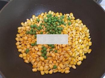 松仁玉米的做法图解3