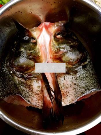 豆浆鱼头火锅的做法图解4