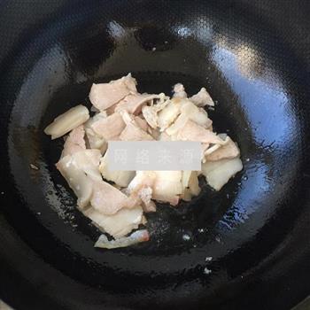 青蒜回锅肉的做法步骤4