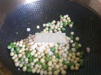 河虾仁炒鸡头米的做法图解9
