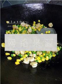 豌豆玉米炒虾仁的做法图解11