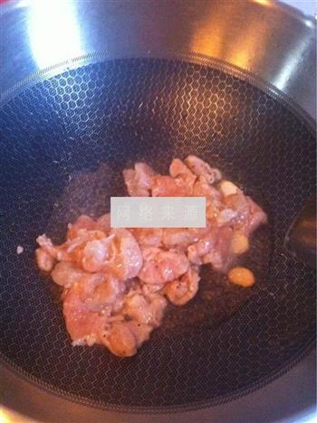 西葫芦炒虾仁鸡片的做法步骤6
