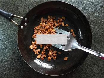 豌豆枸杞炒肉的做法步骤3