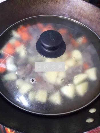 咖喱牛腩碟头饭的做法步骤2