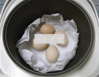 电饭煲煮鸡蛋的做法步骤7