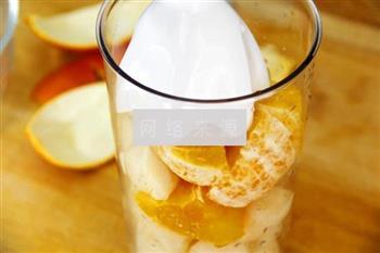鲜榨蜜梨香橙汁的做法步骤7