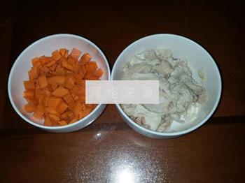 胡萝卜香菇鸡肉粥的做法步骤2