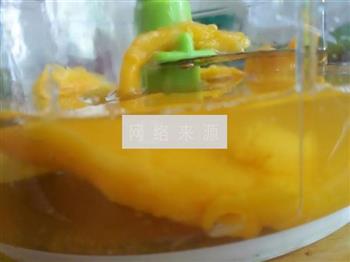 芒果蜂蜜汁的做法步骤5
