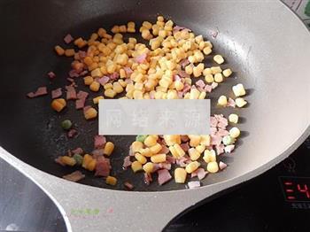 培根土豆沙拉汉堡的做法步骤4