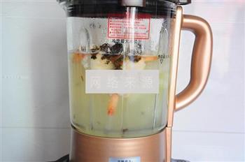 冬瓜虾泥芽菜汤的做法步骤10