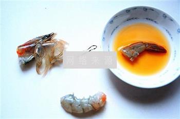 冬瓜虾泥芽菜汤的做法图解2