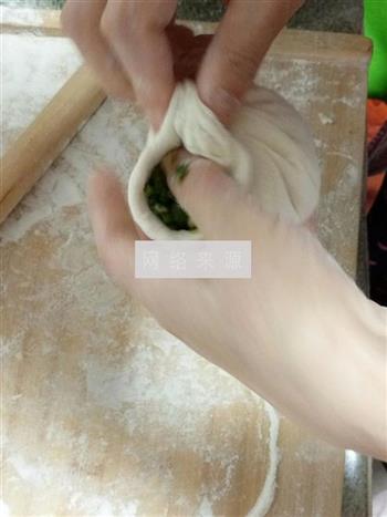 韭菜猪肉包子的做法步骤9