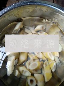 鲜嫩清香春笋汤的做法步骤1