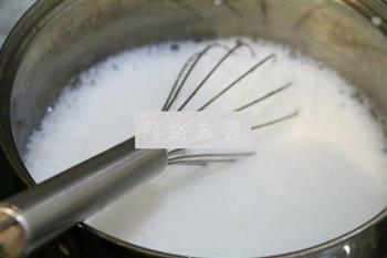 牛奶木瓜布丁的做法步骤3