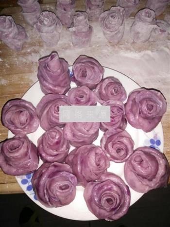 紫薯玫瑰花卷的做法图解3
