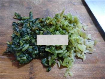 雪菜蟹味菇豆腐汤的做法图解3
