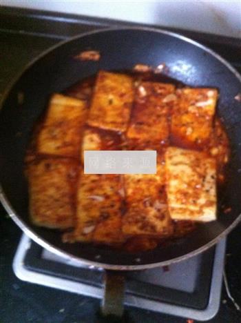 秘制美味煎豆腐的做法步骤3