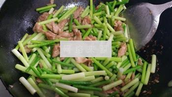 蒜苔炒肉丝的做法步骤6
