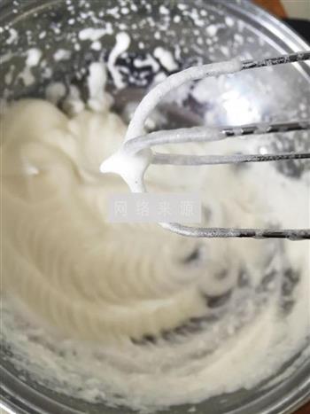 酸奶海绵纸杯蛋糕的做法步骤4