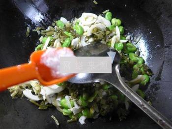 雪菜蚕豆炒雷笋的做法步骤10